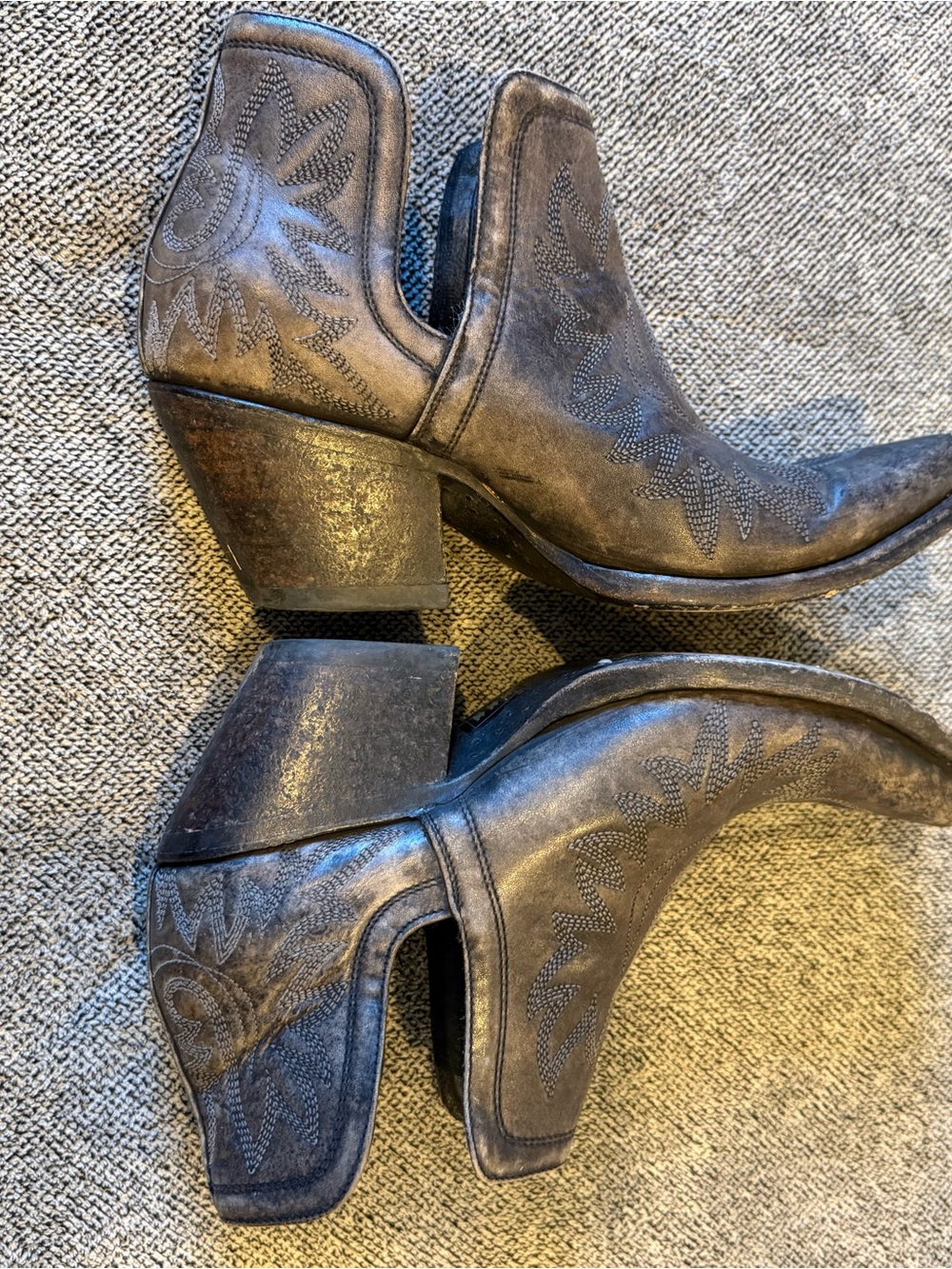 Ariat Dixon Black Western Cutout Suede Ankle Boots